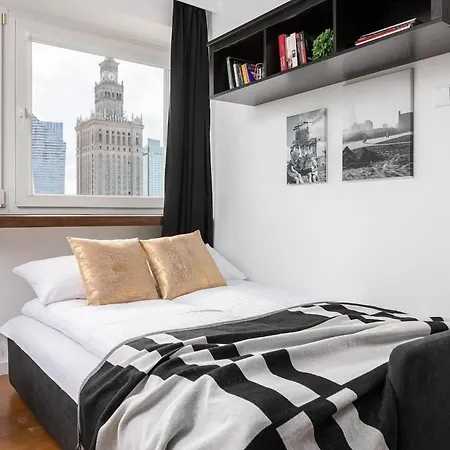 Chmielna 35 - View By Renters *