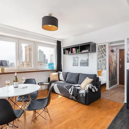 Chmielna 35 - View By Renters Apartment *