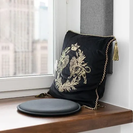 Chmielna 35 - View By Renters *